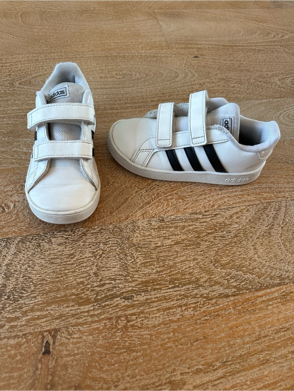 Little Boys Adidas gym shoes